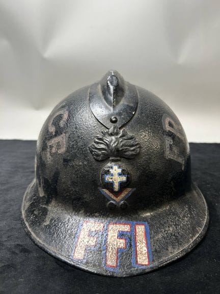 1926 Adrian M26 Helmet, FFI, Free France
Features 