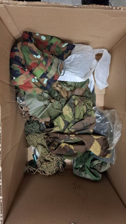 10款头盔内衬配件
附赠：迷彩套装