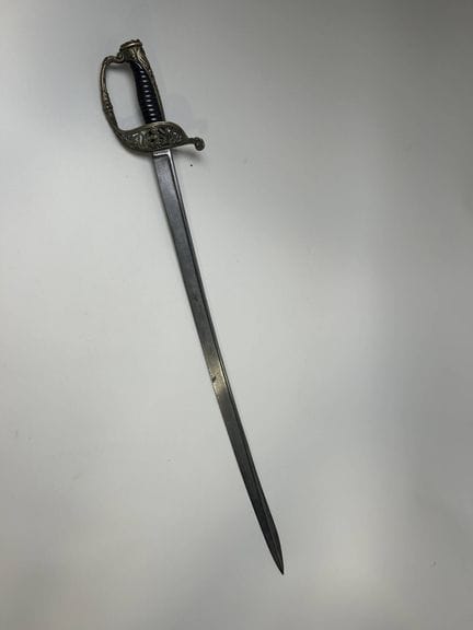 Marineoffizierssäbel, Modell 1853
Messinggriff mit