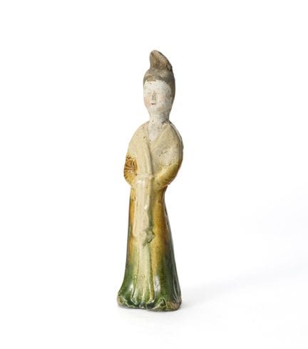 Figura «sancai» de una dama. Figura de una dama de