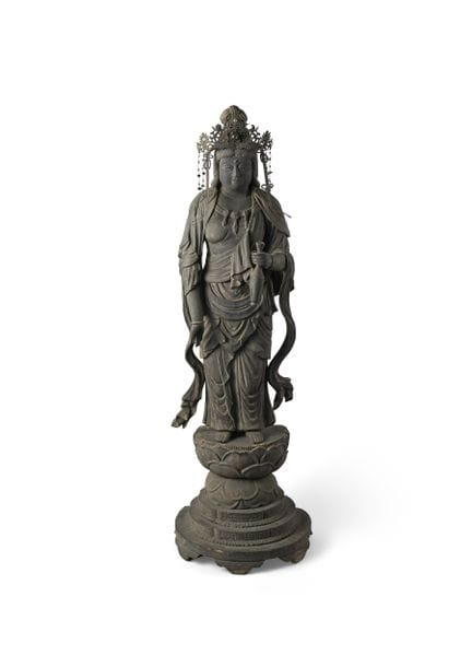 Una figura de madera de Bhaisajyaguru (el Buda de 