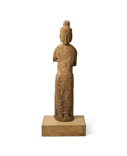 UNA FIGURA DE MADERA DE JŪICHIMEN KANNON
Japón, po