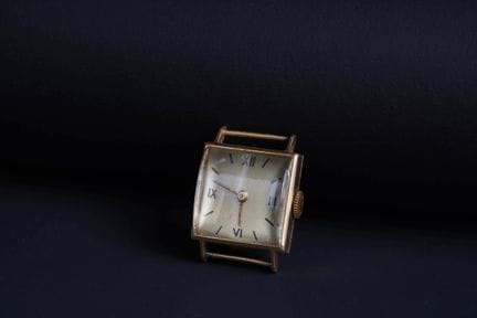BAUME & MERCIER, Geneva. Ladies’ watch case in 18K