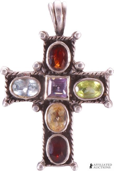Pendentif croix et pierres précieuses en argent st