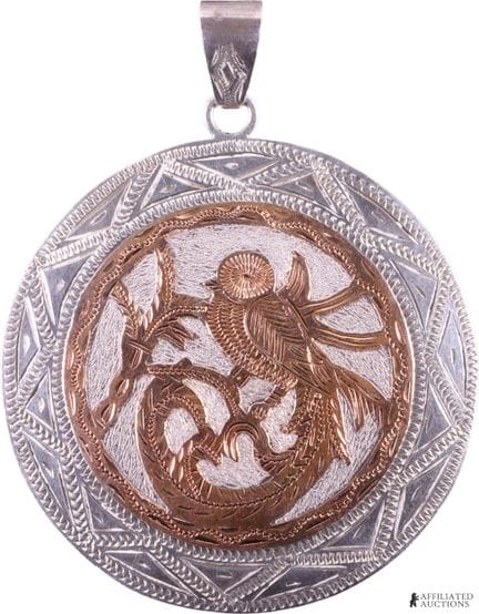 Pendentif représentant un quetzal en argent 925 d'