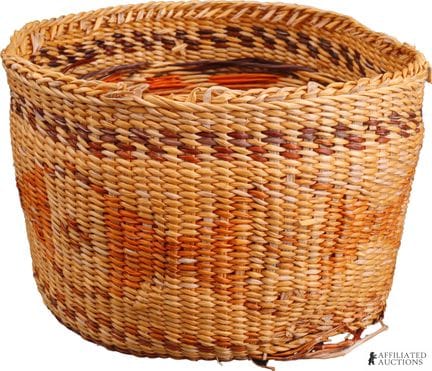 Panier tressé des Amérindiens Salish de la Côte  P