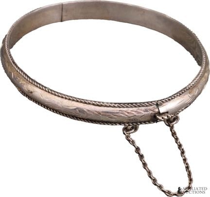 Bracelet-manchette en argent avec charnière et cha