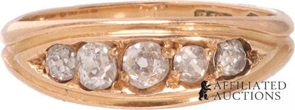 Bague victorienne en or jaune 18 carats sertie de 
