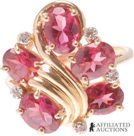 Bague en or jaune 14 carats avec grenat rhodolite 