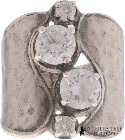 Bague en quartz blanc antique et argent massif 925