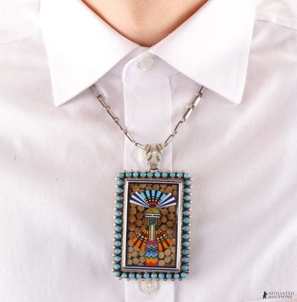 Pendentif et chaîne « Kachina » du Sud-Ouest en ar