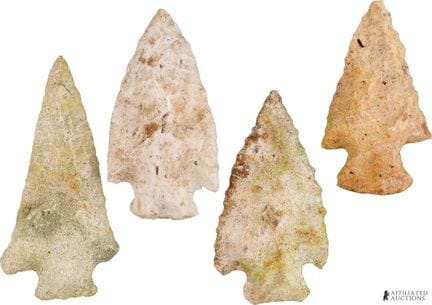 Pointes de flèche archaïques à tige et à encoche –