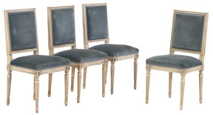 QUATRE CHAISES DE SALLE À MANGER DE STYLE LOUIS XV