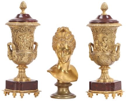 ENSEMBLE DE TROIS PIÈCES EN BRONZE FRANÇAIS, COMPR