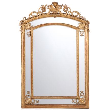 Miroir français de style Louis XV en gesso doré et