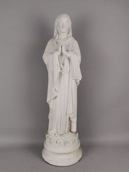 NOTRE DAME von Sées. Betende Jungfrau. Gipsskulptu