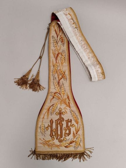 Beautiful PASTORAL STOLE in the Neo-Gothic style, 