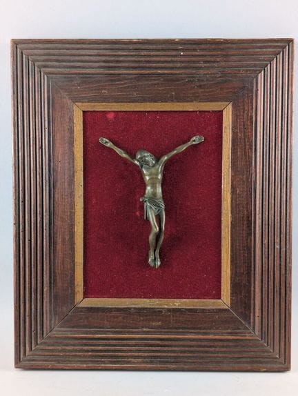 Christusfigur aus Bronze mit brauner Patina, monti