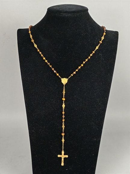CHAPELET en or jaune (750/°°°) alternés de perles 
