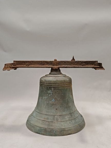 Bedeutende Bronzeglocke aus dem 19. Jahrhundert. S