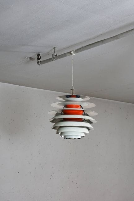 POUL HENNINGSEN (1894-1967)
Lámpara colgante con e