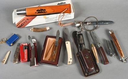 COUTEAUX, de chasse, et divers, neufs ou états d'u