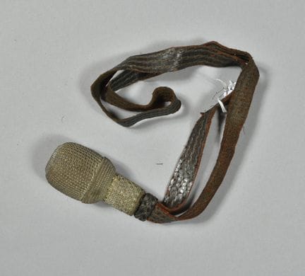 Dragonne de sabre, officier allemand, cuir noir à 