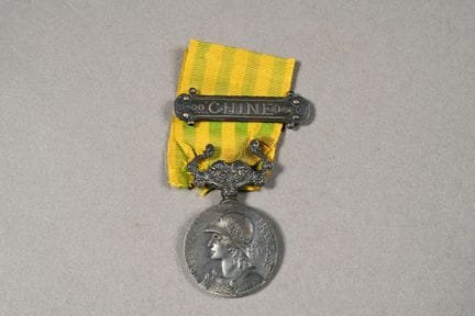FRANCE. Médaille de Chine 1900/1901, argent.