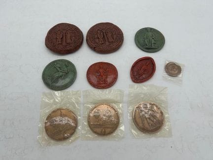 Lot de 3 médailles en bronze figurant le Mont Sain