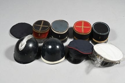 FRANCE et divers. Coiffures militaires,états diver