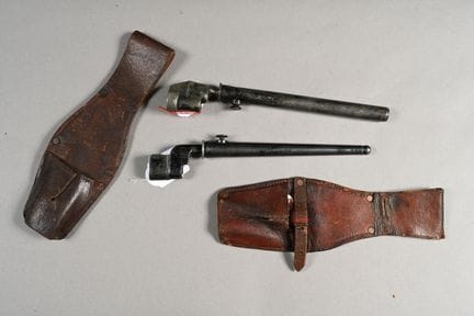 ANGLETERRE. Baïonnettes (2) du  4°type MK II et de