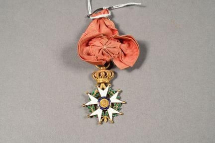 Ordre de la LEGION d'HONNEUR. Croix d'Officier, pe
