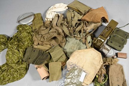 USA. Effets et équipements militaires de différent