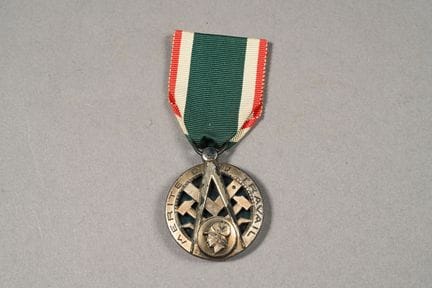 FRANCE. Ordre du Mérite du Travail, chevalier, mét