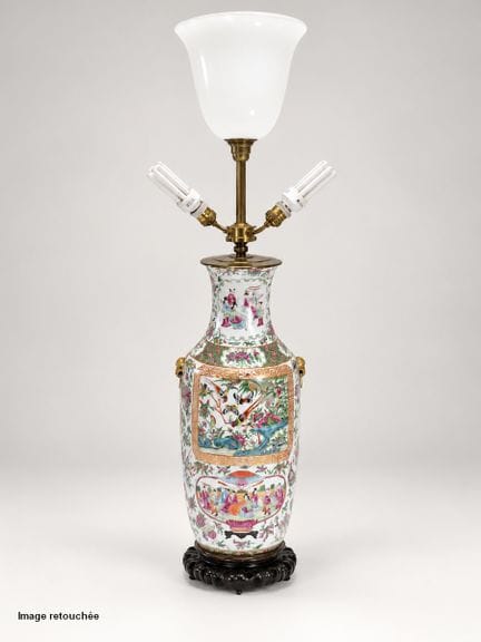 Importante jarrón de porcelana de Cantón, con una 
