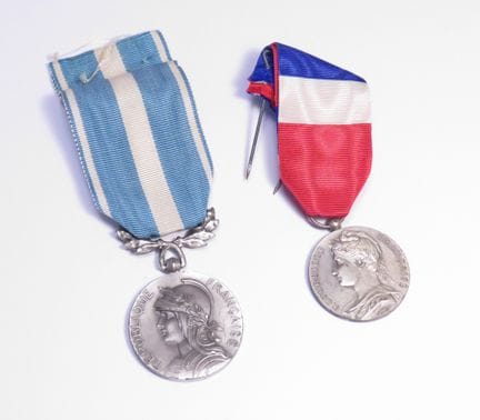 Lot de deux médailles en argent (1er Titre), compr