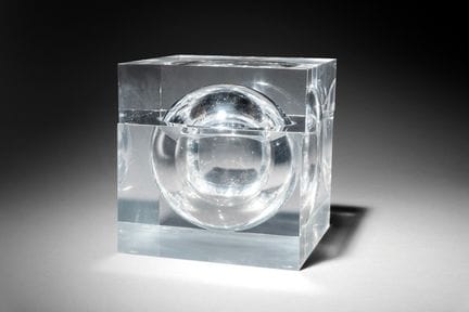 GUZZINI (fabricante)
Cubitera de plexiglás con cue