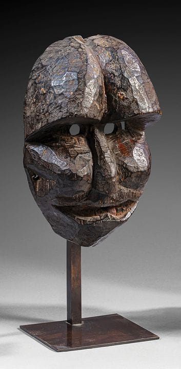 NEPAL
Monpa-Maske aus geschnitztem Holz in Form ei