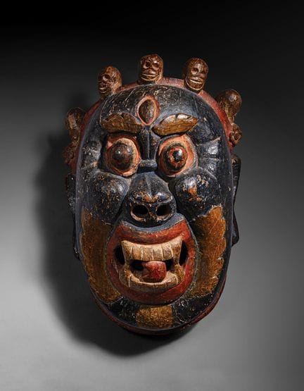 NEPAL
Mahakala-Maske aus polychromem, geschnitztem