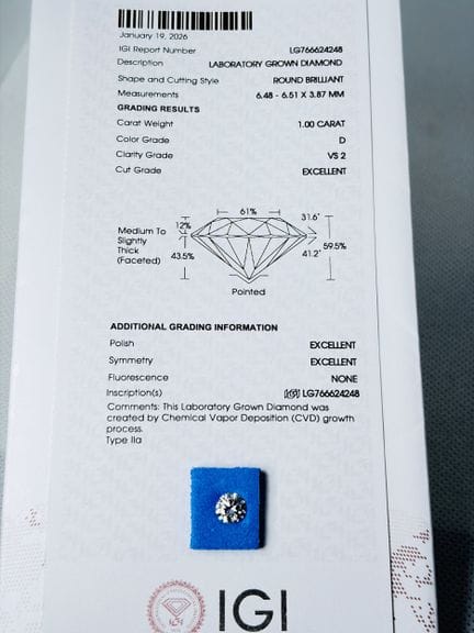 Diamante cultivado en laboratorio de 1 quilate; el