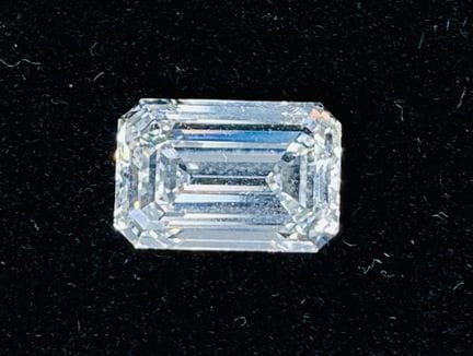 DIAMANTE talla Esmeralda, cultivado en laboratorio