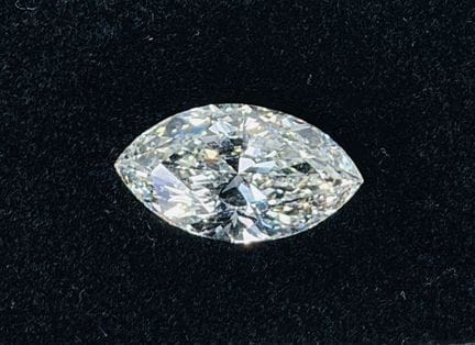 DIAMANTE de talla marquesa, cultivado en laborator