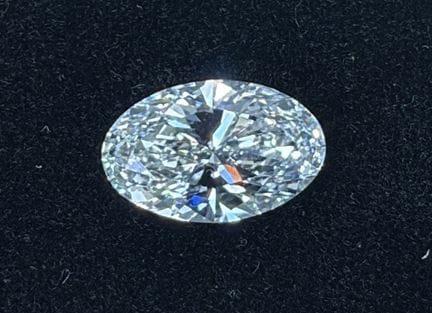 DIAMANTE de talla ovalada, cultivado en laboratori