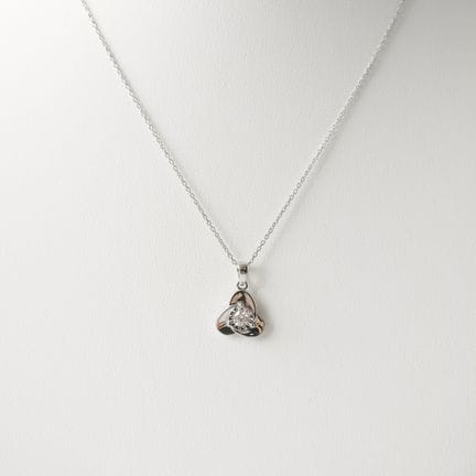 Collar con colgante
Collar con colgante de 0,30 ct