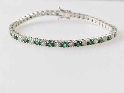 Bracelet
5.13ct Bracelet

Metal: 925 Silver
Weight