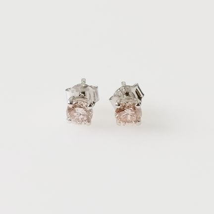 Earrings
0.45ct Earrings

Metal: 925 Silver
Weight