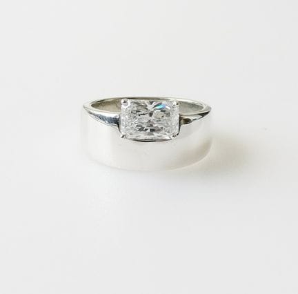 Ring
1.63ct Ring

IGI Report Number 624434374

Met