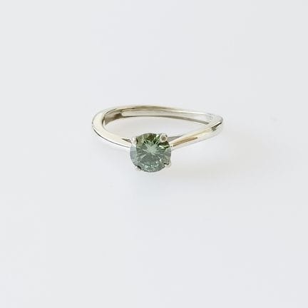 Ring
0.60ct Ring

Metal: 925 Silver
Weight: 1.62 g
