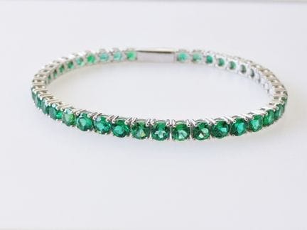 Bracelet
9.66ct Bracelet

Metal: 925 Silver
Weight