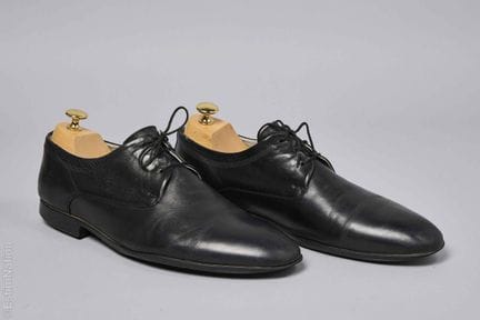 KENZO
COPPIA DI DERBY in morbida pelle nera (tagli